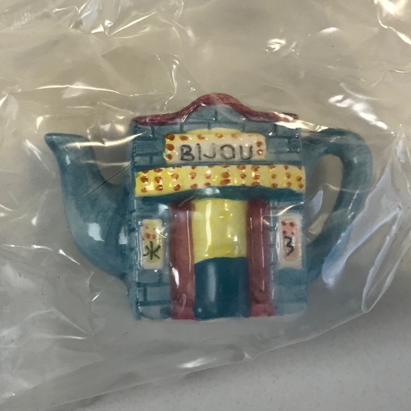 Red Rose 1997 Complete Roseville Series Teapot Figurine Collection Set of 8 NIP - Picture 7 of 10